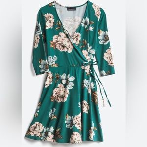 3/4 sleeve floral wrap dress